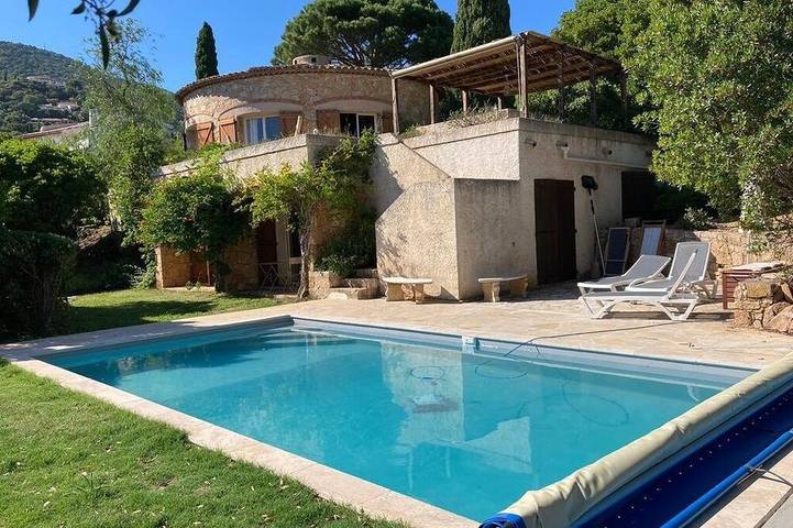 Villa pour 10 personnes, avec terrasse et jardin à Cavalaire-sur-Mer