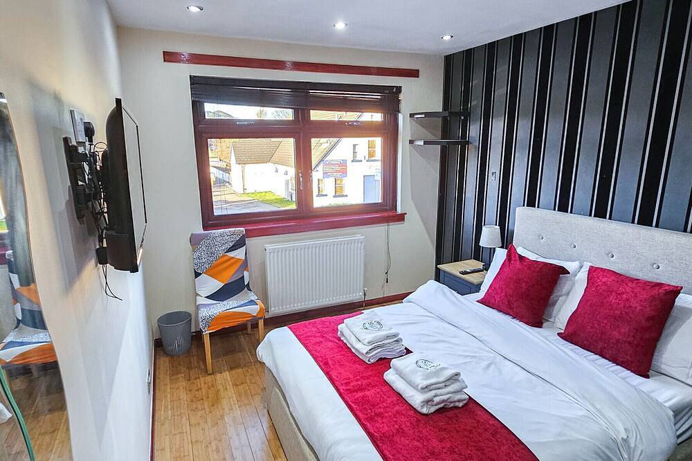 Duddingston Guest House - Room 8 in Edinburgh, Edinburgh and Lothian