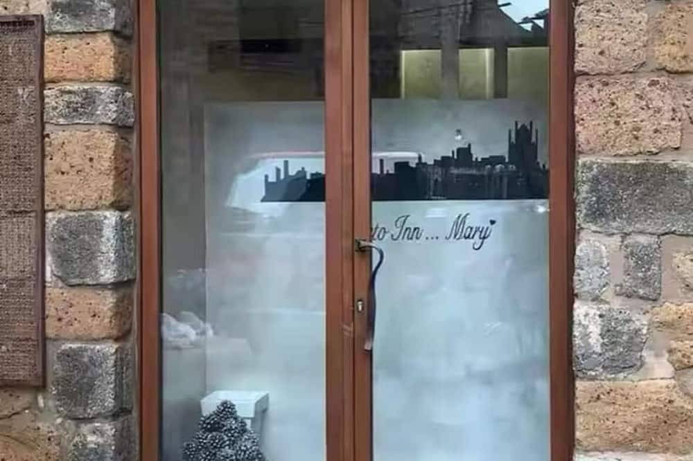 Apartamento entero, Orvieto Inn... Mary - Suggestive Accommodation in the Medieval Alleys of Orvieto in Orvieto, Provincia de Terni