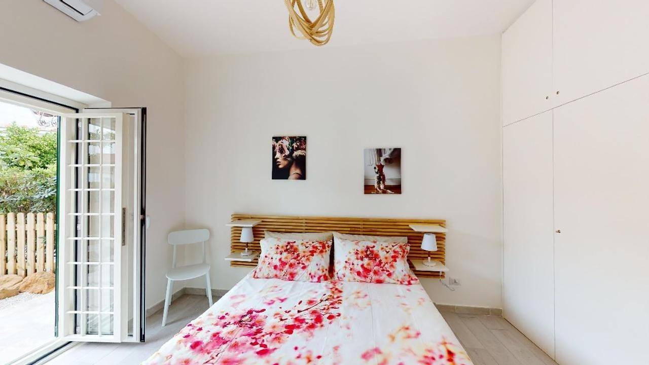 Appartamento intero, Torvaianica, via Svezia in Torvaianica, Provincia di Roma