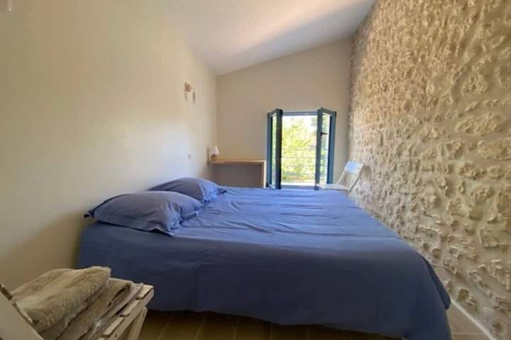 Location de vacances pour 4 personnes, avec Terrasse et Jardin à L'Éguille - 2
