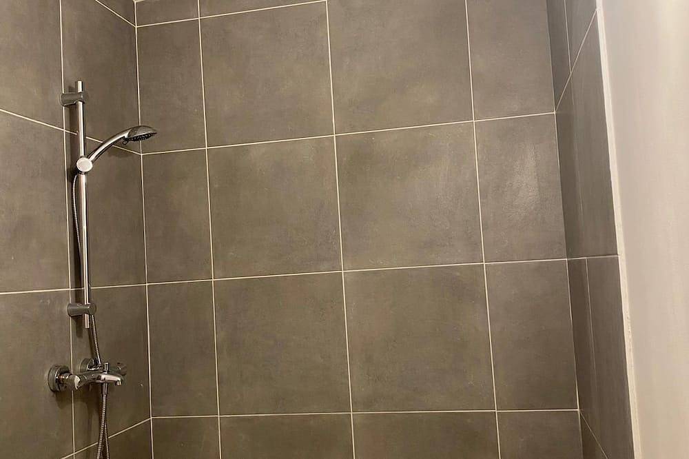 Apartamento entero, Super coloc 5 Ch in Évry-Courcouronnes, Essonne