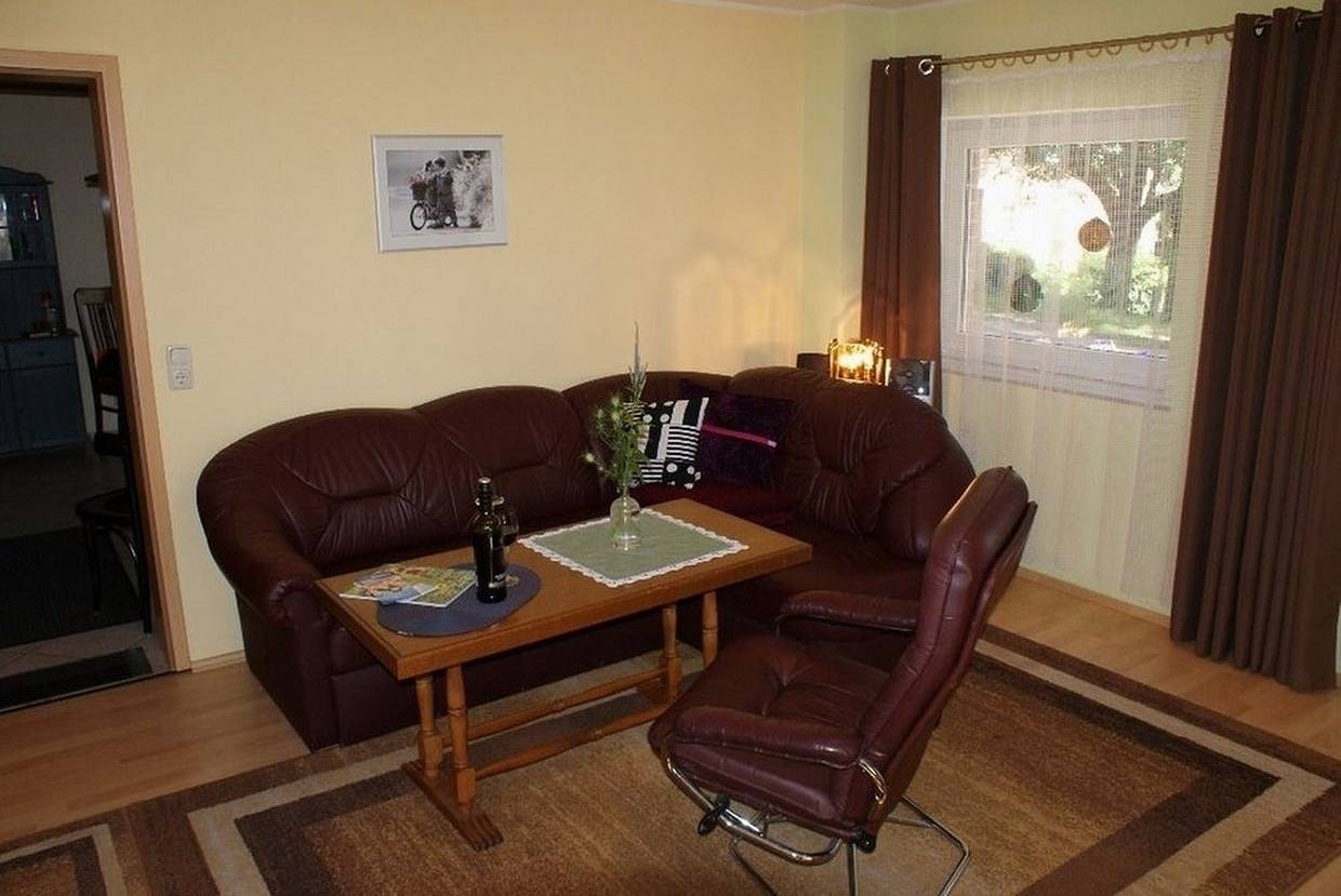 Ganze Ferienwohnung, Am Hang - nur Feriengäste! in Pinnow, Ludwigslust-Parchim