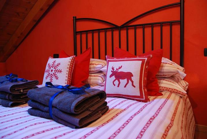 Location de vacances pour 4 personnes, avec balcon dans Nus