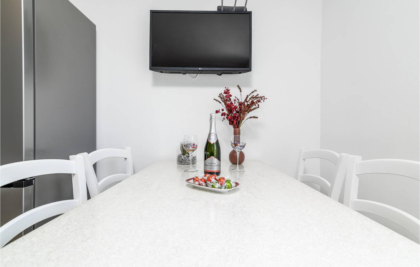 Appartement de vacances entier, Appartement confortable près du littoral et des restaurants - à 2 km du centre-ville in Rovinj, Région de Rovinj