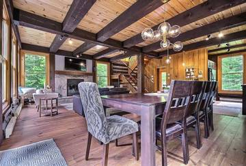 Vacation Rental for 10 Guests in Lac-Supérieur, Quebec, Picture 4