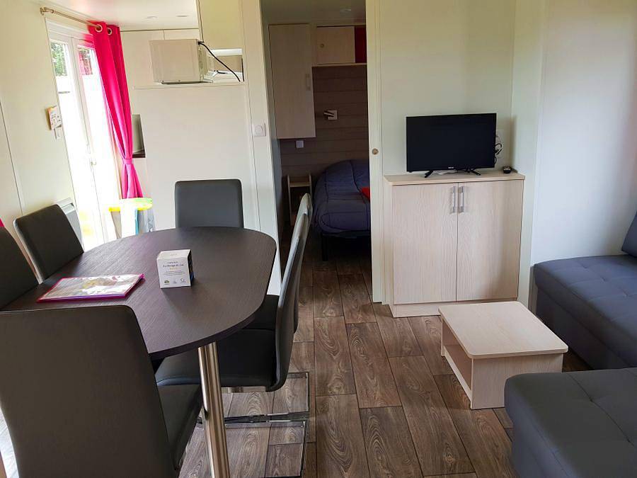 Camping Bocage du Lac - Mobilheim 6 personen - Mobilheim Premium - 3 Zimmer in Jugon-les-Lacs, Dinan und Umgebung