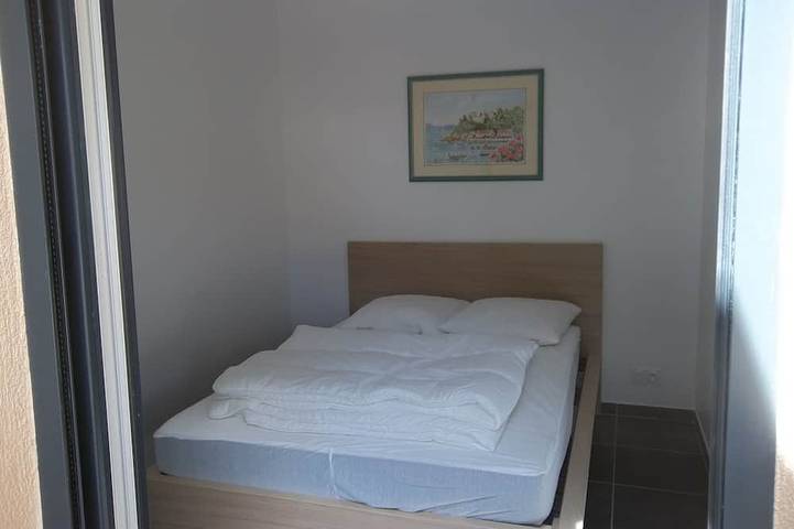 Gîte pour 6 personnes, avec terrasse dans Plage La Capte - 2