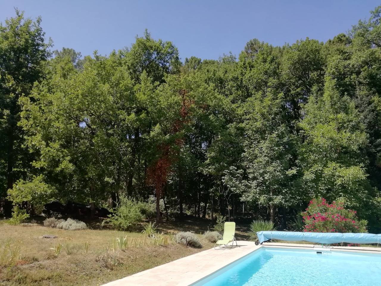 Gite la Villa des Pins en Drôme provençale in Le Poët-Laval, Région de nyons