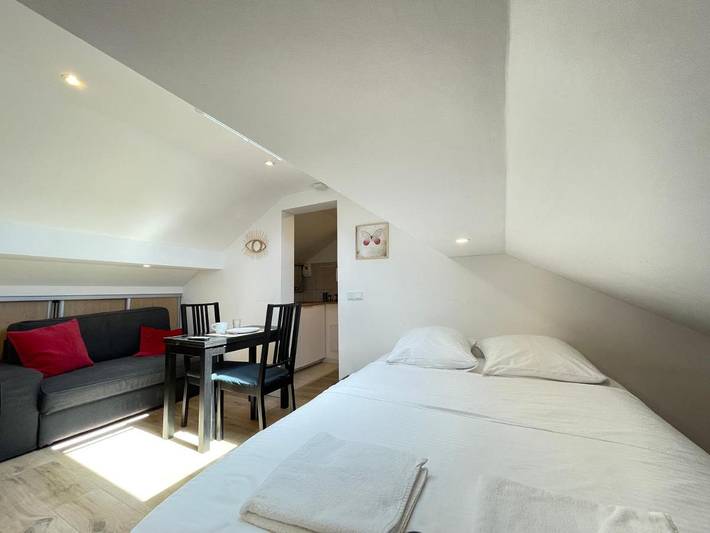 Gîte pour 2 personnes, avec terrasse à Jouy-en-Josas - 2