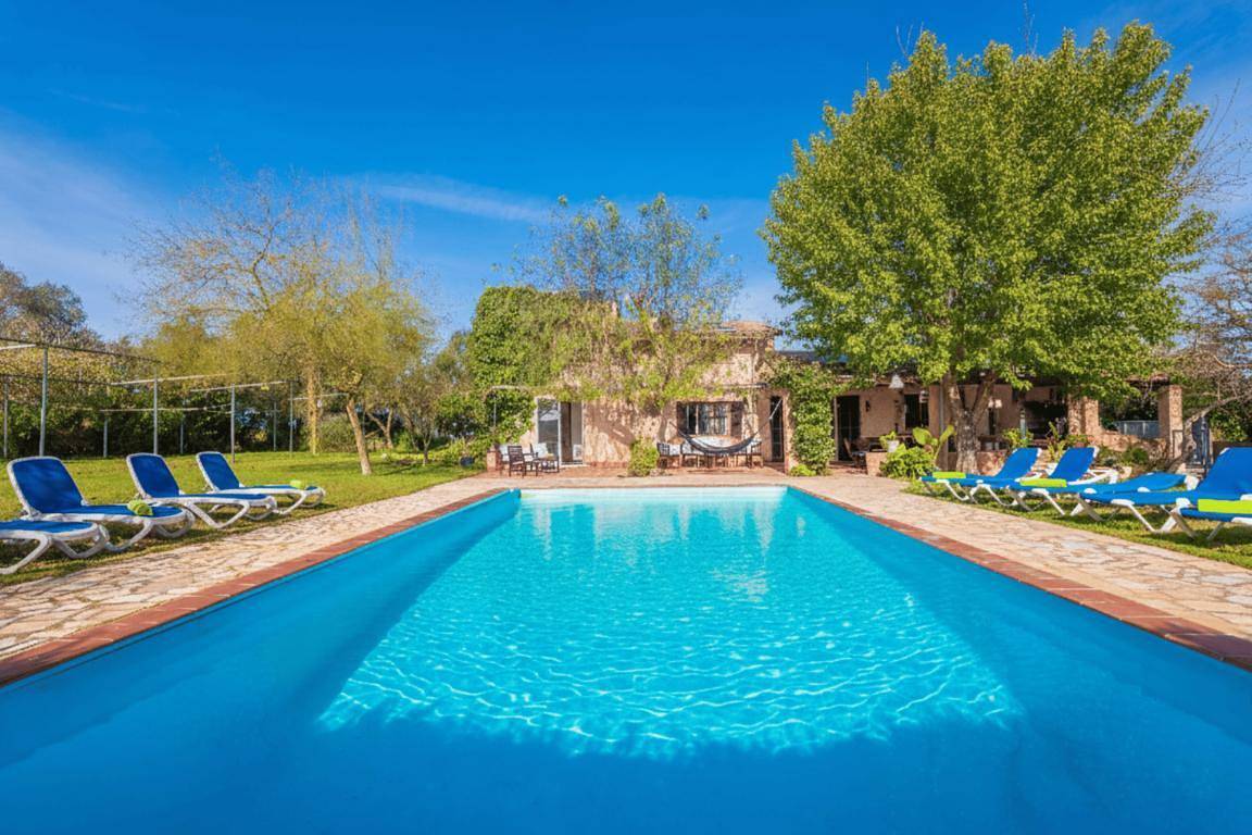 Mirabo - Villa with private pool and free Wifi in Manacor, East Majorca