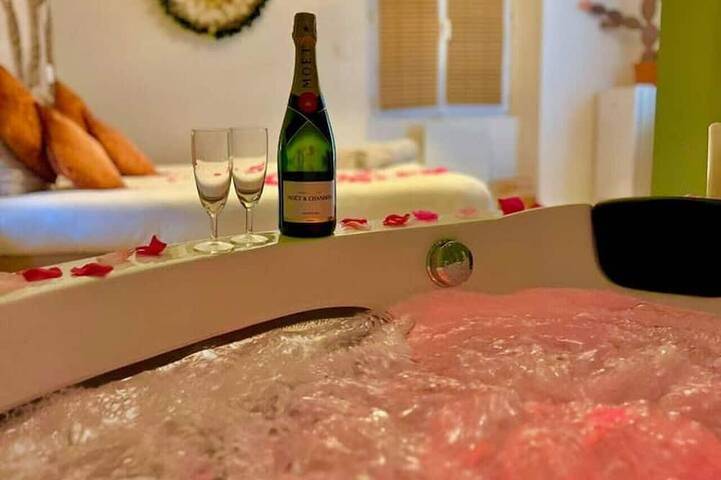 Bed and breakfast for 2 people - 1