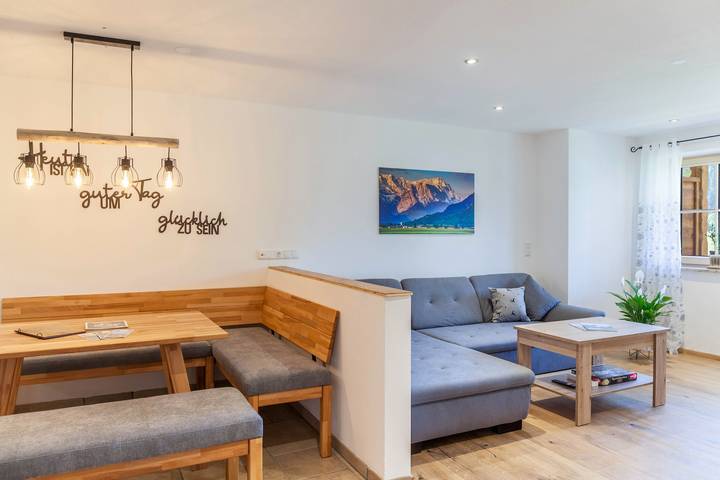 Ferienwohnung für 5 Personen, mit Balkon und Garten in Farchant - 2