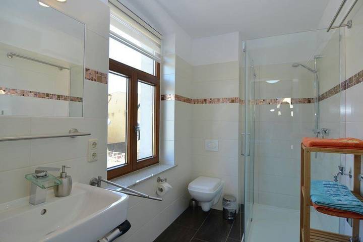 Ferienhaus für 12 Personen, mit Garten und Terrasse in Thale - 4