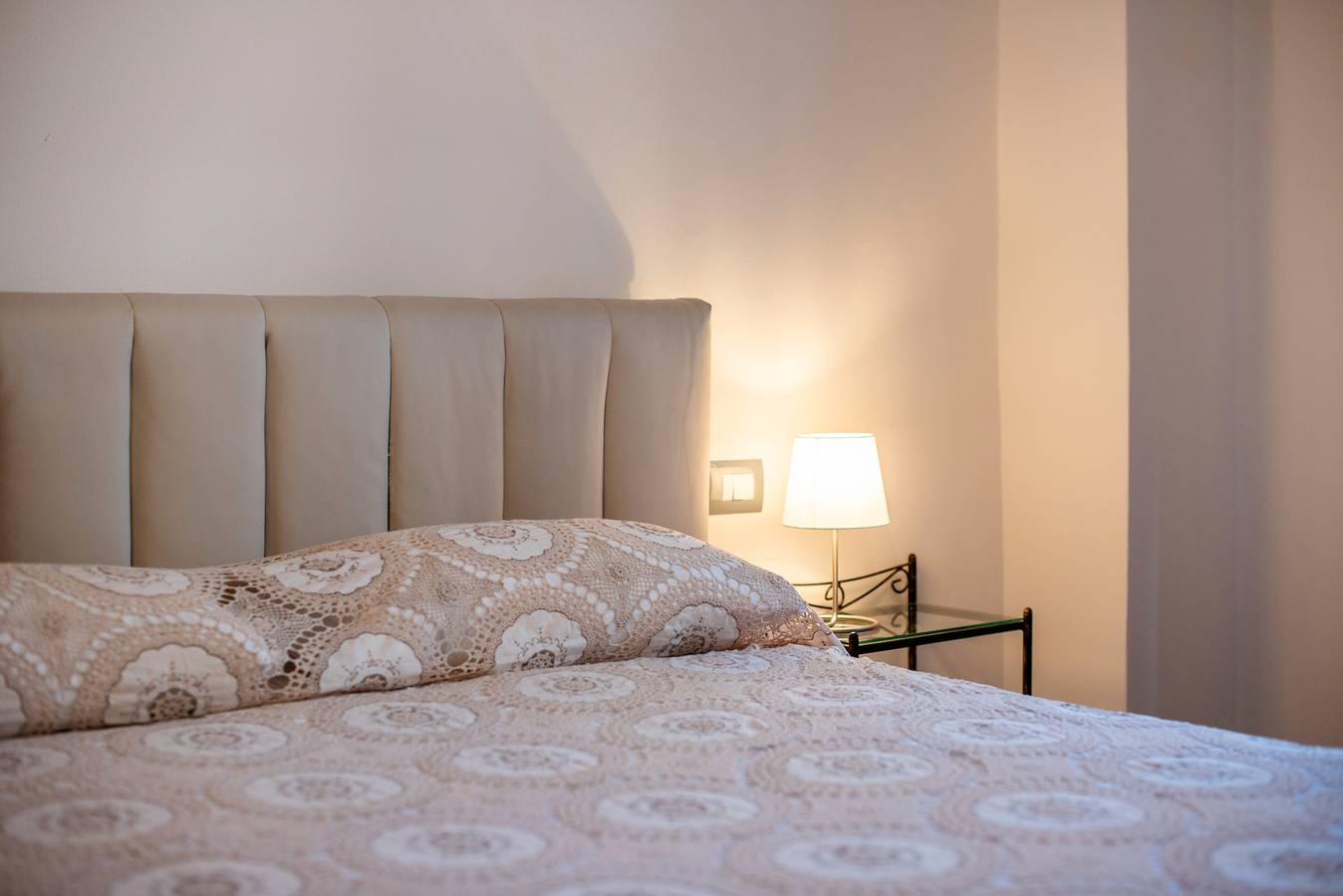 Ambrosia Room Fonte Alle Ninfe Bed and Breakfast in Castiglione d'Orcia, Castiglione d'Orcia region