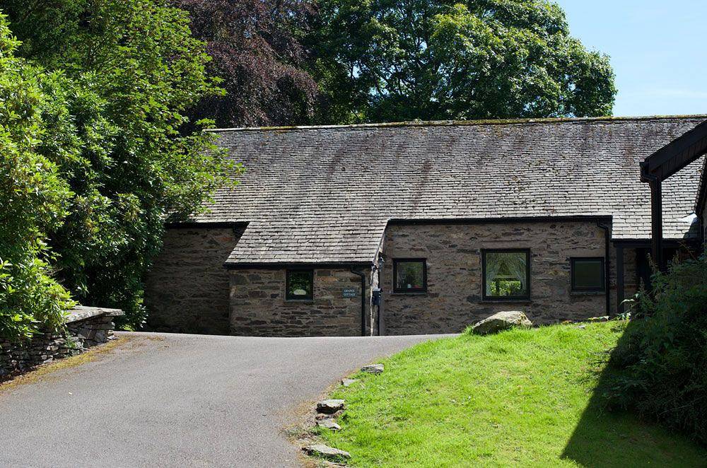 Grange Cottage | Lakeside Windermere in Lake District