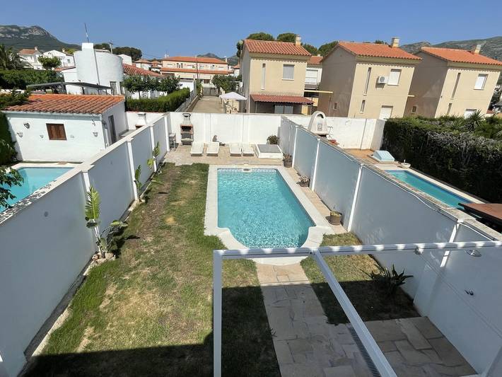 Casa de huéspedes para 3 personas, con jardín en Provincia de Tarragona