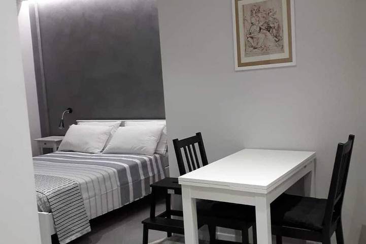 Appartement entier, Sentez-vous chez vous loin de chez vous! in Ciampino, Parco Regionale dei Castelli Romani