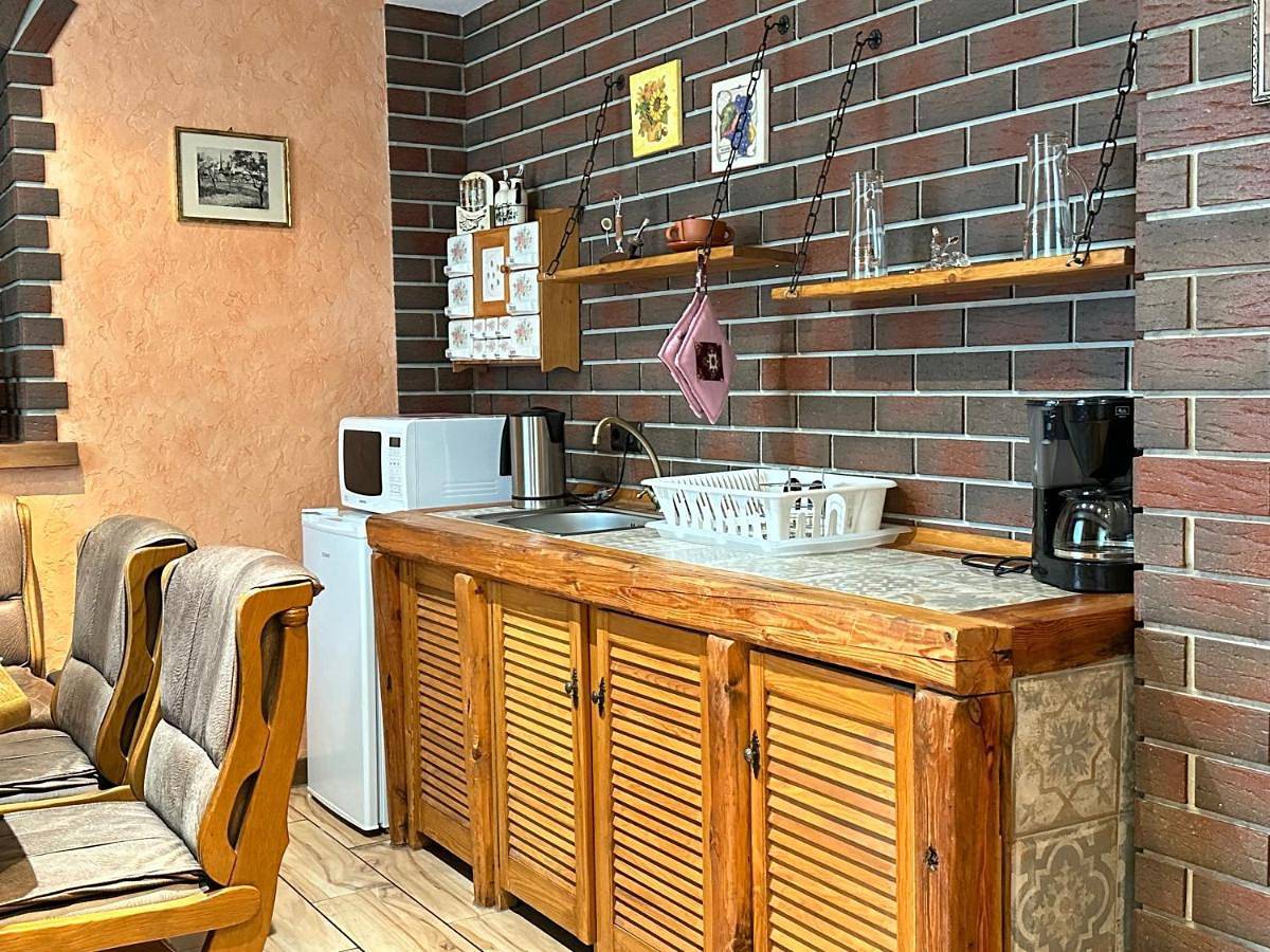 Ganze Wohnung, Souterrain mit rustikalem Charme nur für Euch! in Rabenau, Osterzgebirge