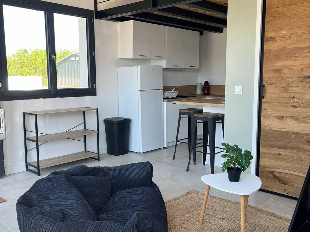 Apartamento entero, Cambo-les-Bains: T1 Bis acogedor con jardín y Wifi in Cambo-les-Bains, Region de Bayona
