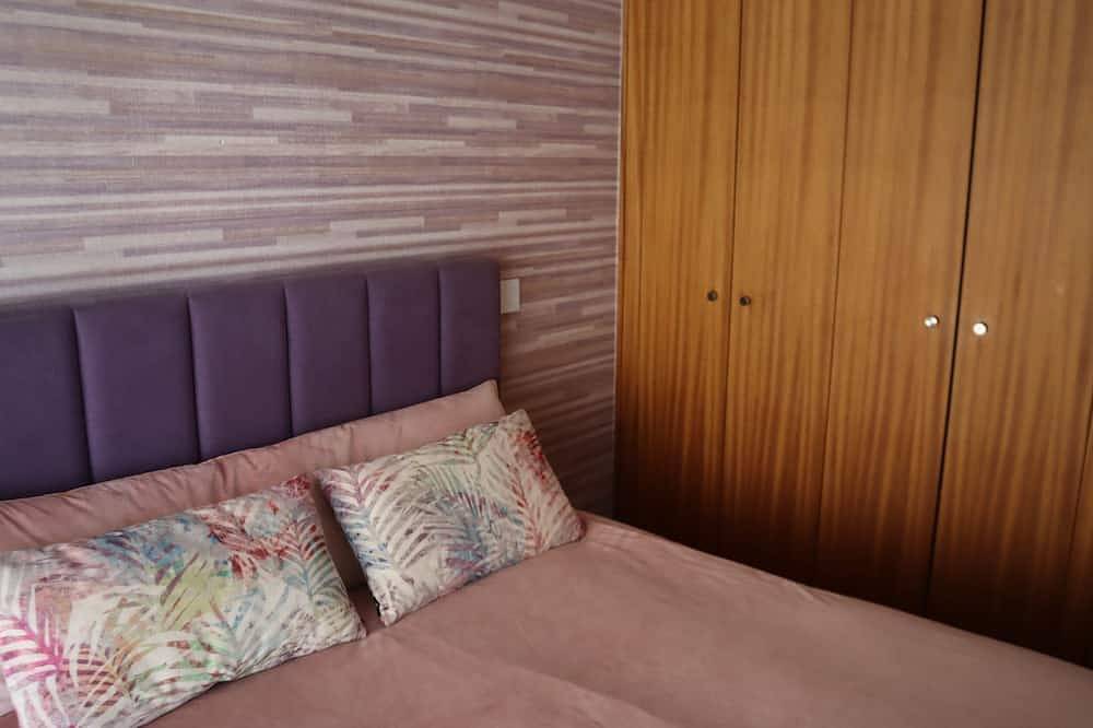 Apartamento entero, Pool and sea view accommodation 50 m sea in Furadouro, Ovar