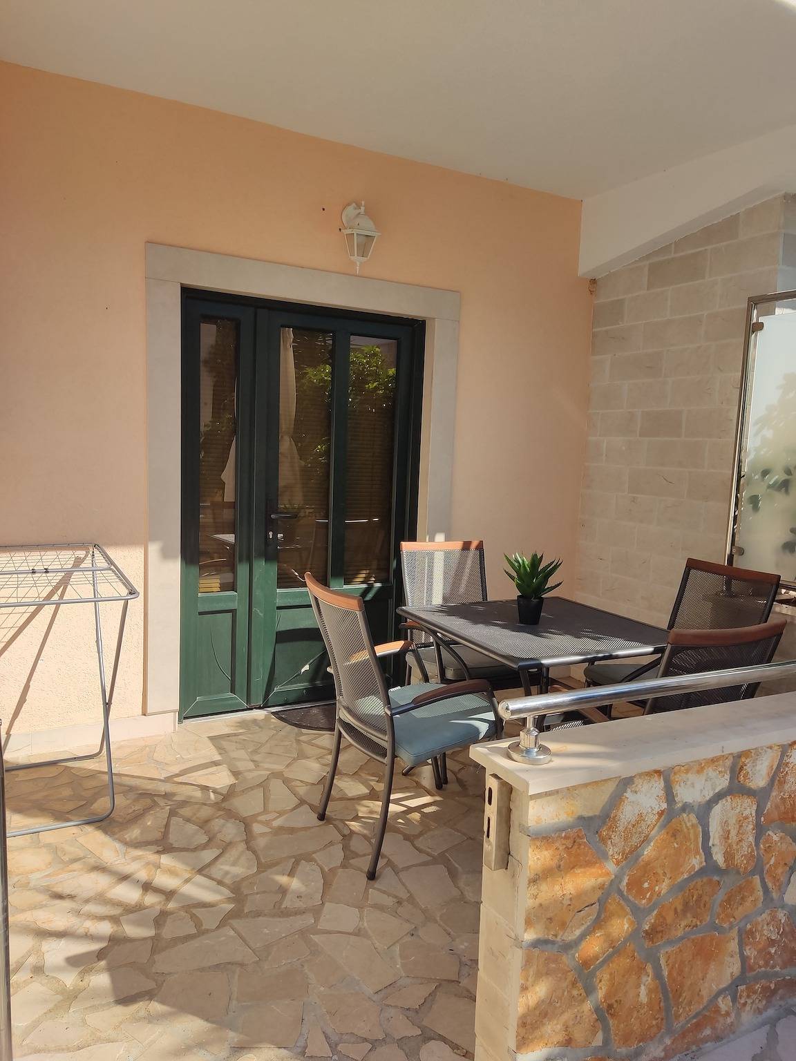 Cały apartament, Jednopokojowy apartament z tarasem Loviste, Peljesac A-20427-b in Żupania dubrownicko-neretwiańska