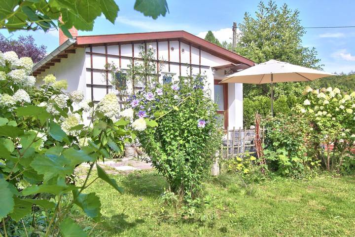 Ferienwohnung für 5 Personen, mit Terrasse und Garten, kinderfreundlich am Starnberger See
