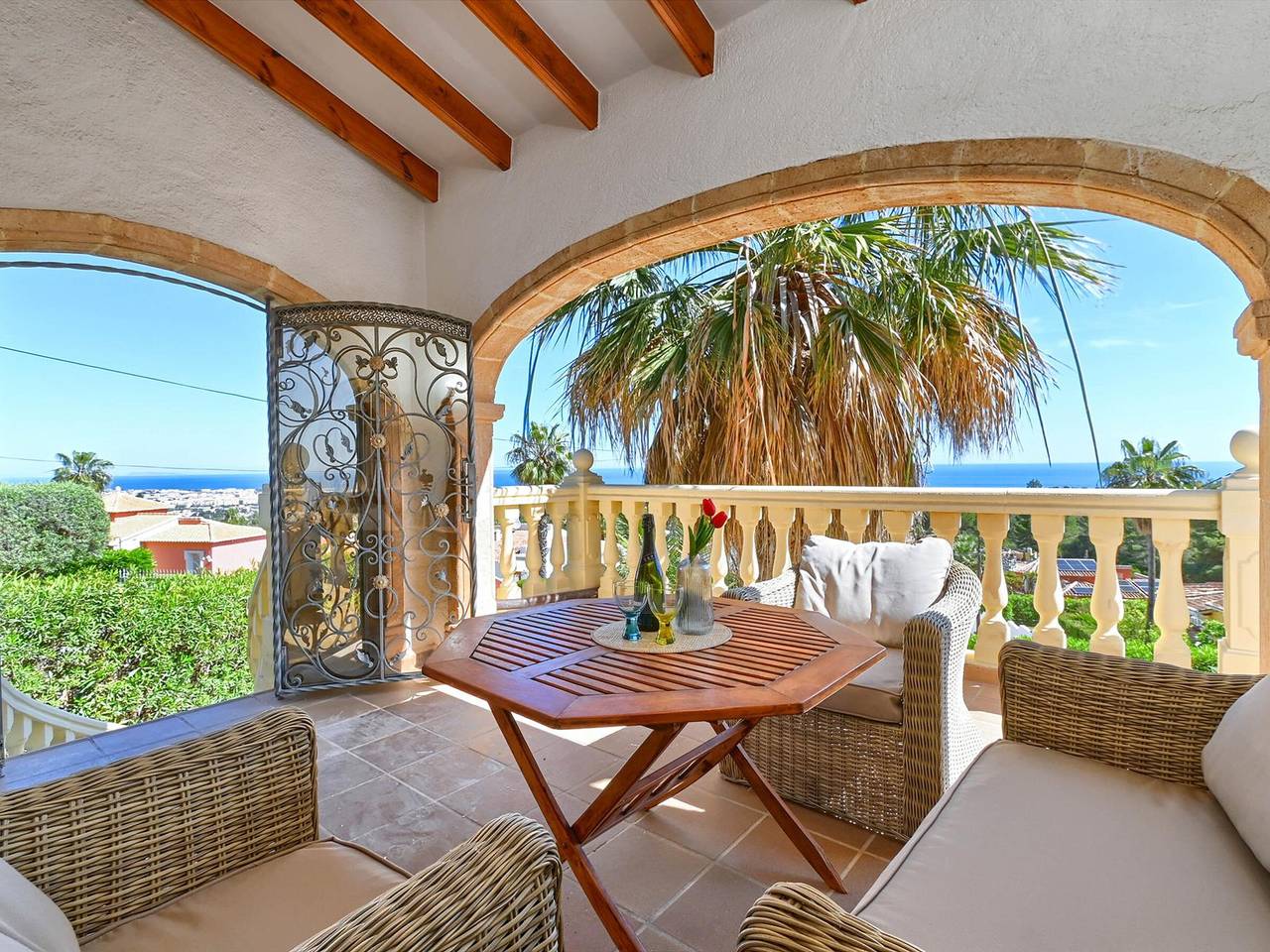Komfortable Villa mit privatem Pool, Klimaanlage und Wifi in Denia in Montgo, Dénia