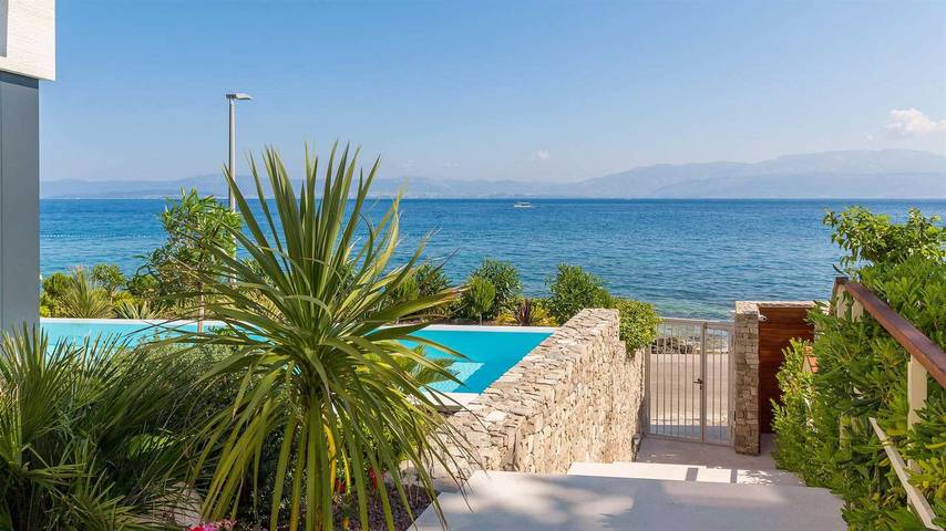 Villa pour 8 personnes, avec terrasse et sauna à Sutivan