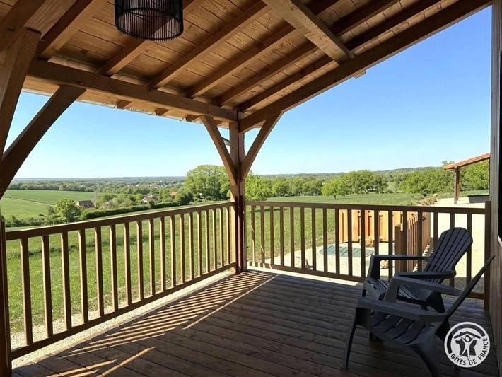 Location de vacances pour 6 personnes, avec jardin et terrasse dans Preyssac-d'Excideuil