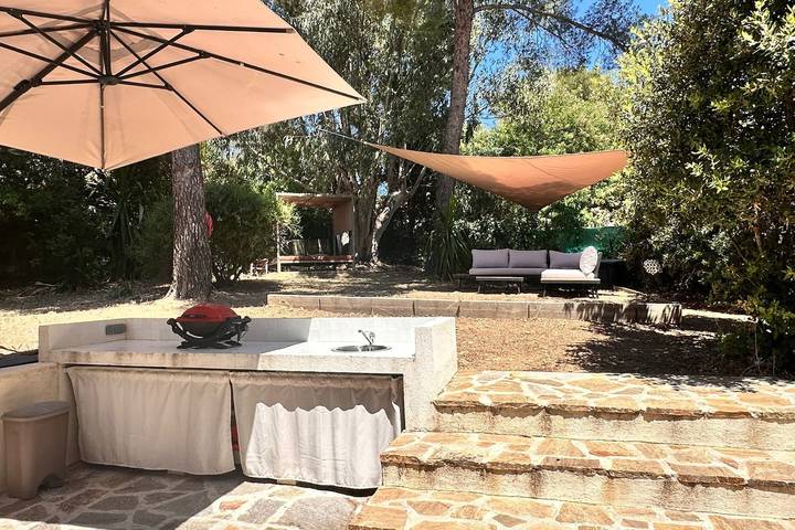 Ferienhaus für 8 Personen, mit Terrasse und Garten in Bormes-les-Mimosas - 2