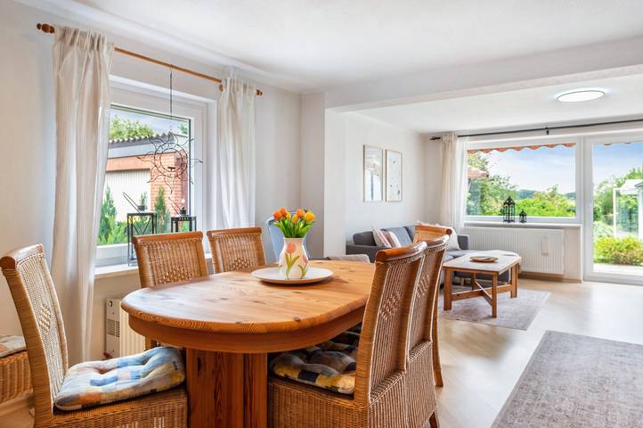 Holiday Home Silke with Private Terrace, Garden & Wi-Fi near the North Sea