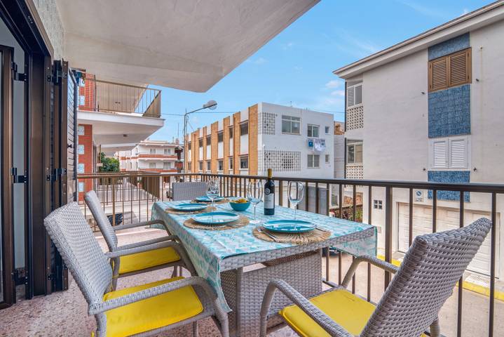 Ferienwohnung für 5 Personen, mit Balkon in Oliva - 2