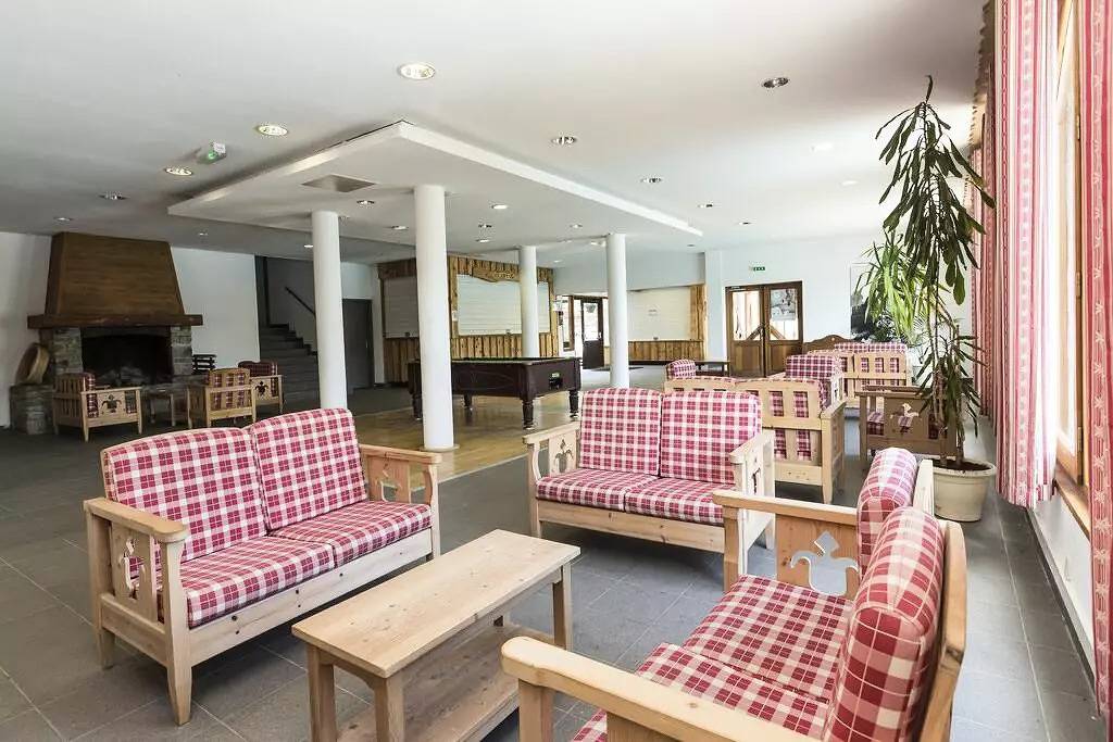 Entire apartment, 3 Rooms 5/6 People in Saint-Sorlin-d'Arves, Saint-Jean-de-Maurienne region