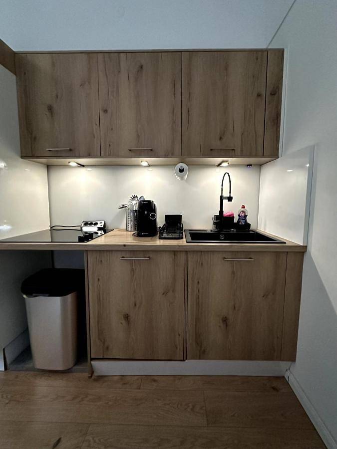 Ganze Wohnung, Two-Bedroom Apartment in Köln, Rheinland