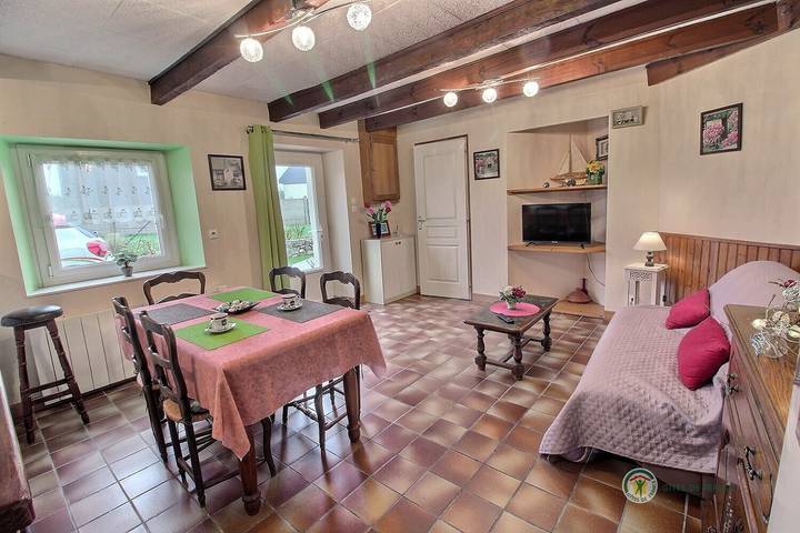 Gîte pour 2 personnes, avec jardin, animaux acceptés à Saint-Clet