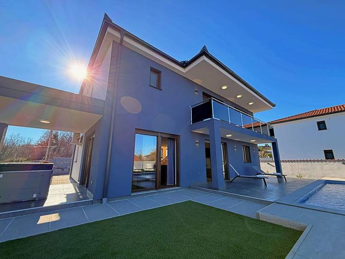 Villa pour 8 personnes, avec vue et jardin ainsi que balcon et piscine à Klimno - 3