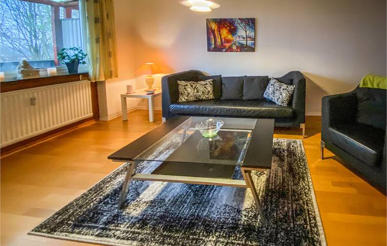 Hel semesterlägenhet, Lägenhet för 4 Personer med terass in Hylte gielda, Halland