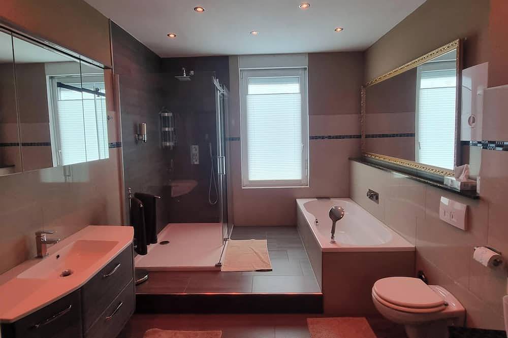 Apartamento entero, Golden Dream The romantic apartment for erotic hours for two in Remscheid, Condado del Monte