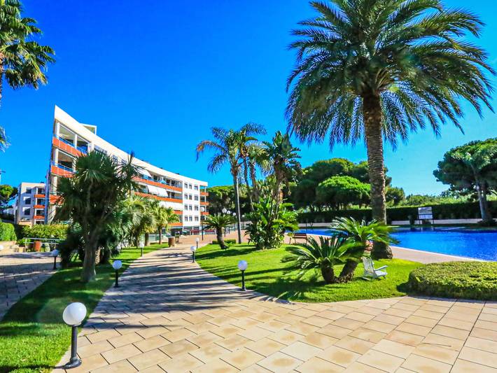 Casa rural para 7 personas, con terraza y piscina en Cambrils