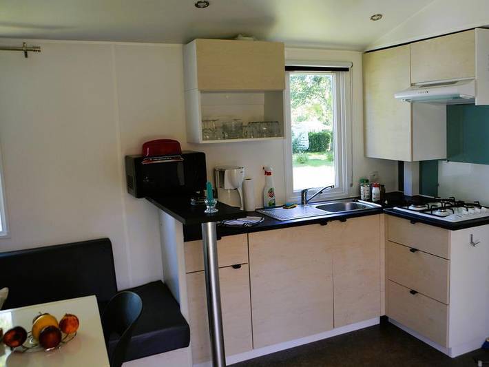 Camping Les Bords de Loue - Mobilheim 8 personen - Residenz Quattro 40m² - 4 Zimmer 8 pers. in Parcey, Jura