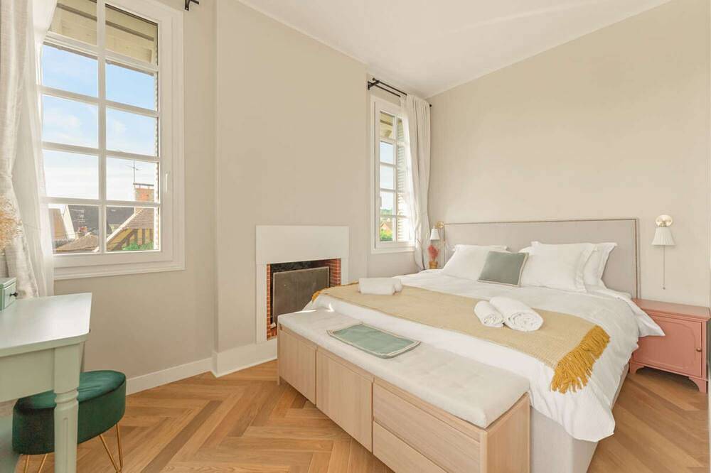 Apartamento entero, Manoir du Vert Galant Very large studio fully furnished Cc Deauville in Touques, Region de Lisieux