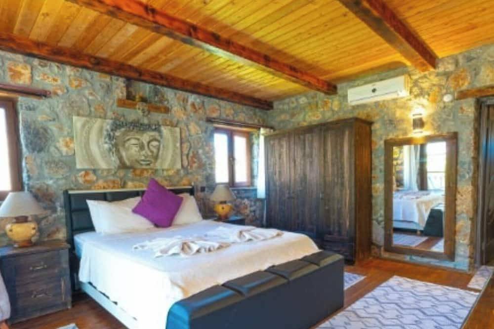 “Charming Stone Villa in Central Kayakoy – Peace & Nature” in Kayaköy, Égée turque