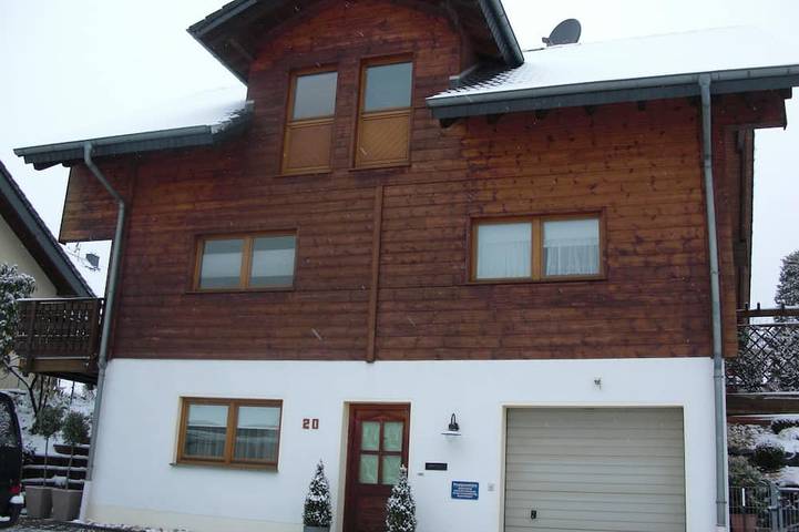 Ferienwohnung für 8 Personen, mit Balkon in Weilburg