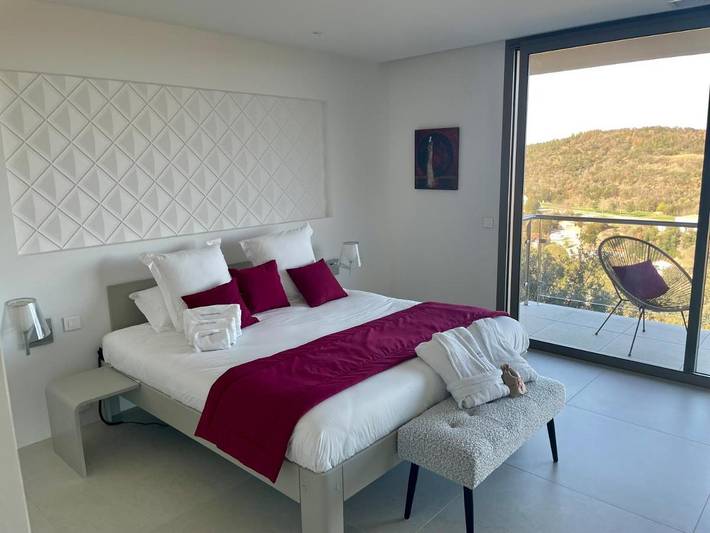 Chambre d’hôte pour 2 personnes, avec vue et piscine ainsi que sauna et jardin dans les Pyrénées-Orientales - 3