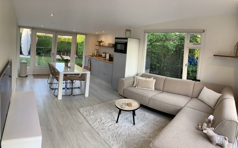 Bungalow für 4 Personen, mit Terrasse und Garten in Südholland - 2