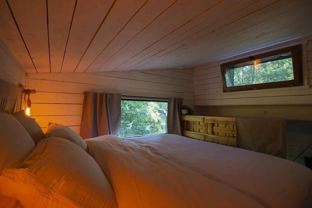 Chalet Cosy L'abri des Rêves in Aydat, Volcans d'Auvergne Regional Nature Park