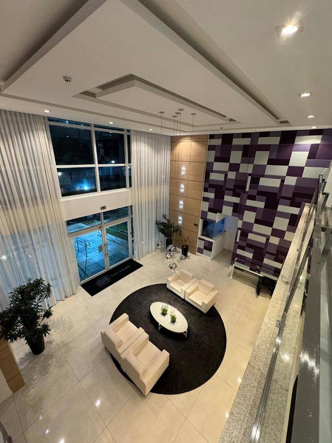 Casas e apartamentos de temporada para 4 pessoas, com piscina e piscina infantil e ainda vista and jardim, adaptado a crianças em Londrina