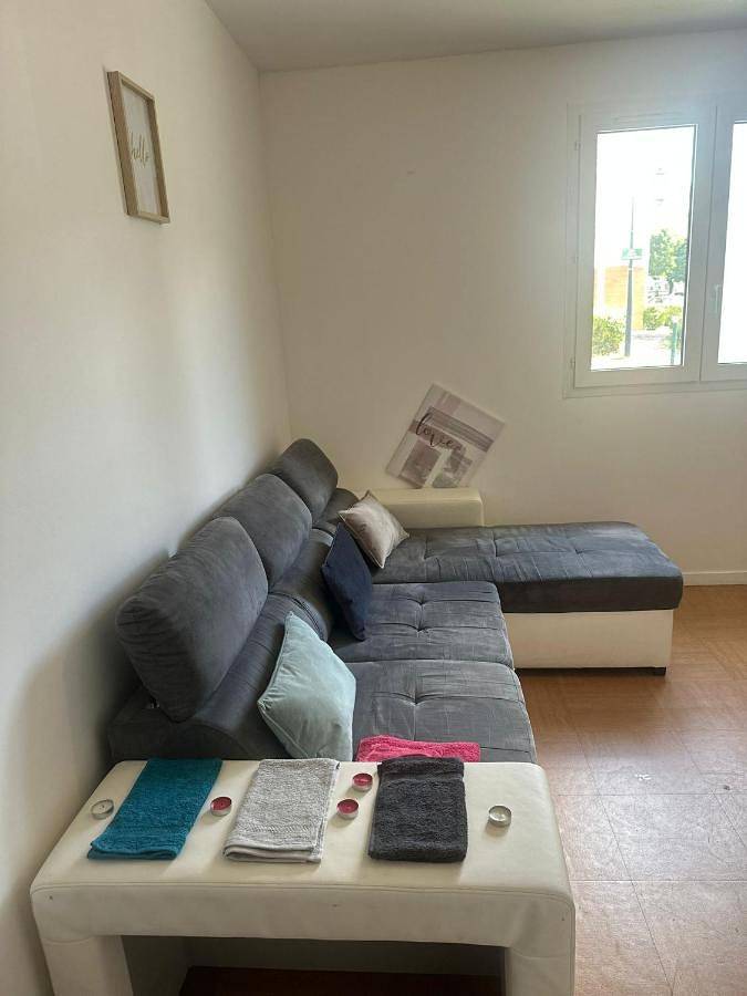 Appartement entier, One-Bedroom Apartment in Chanteloup-en-Brie, Seine-et-Marne