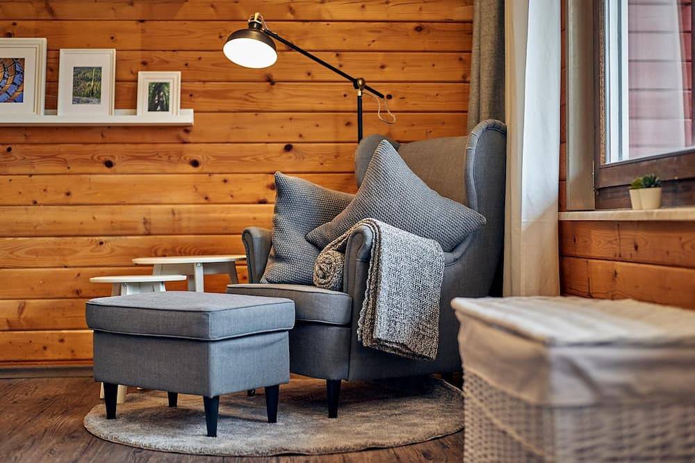 Ganze Wohnung, Modernes und gemütliches Holzhaus mit Kaminofen in Haus im Wald, Grafenau